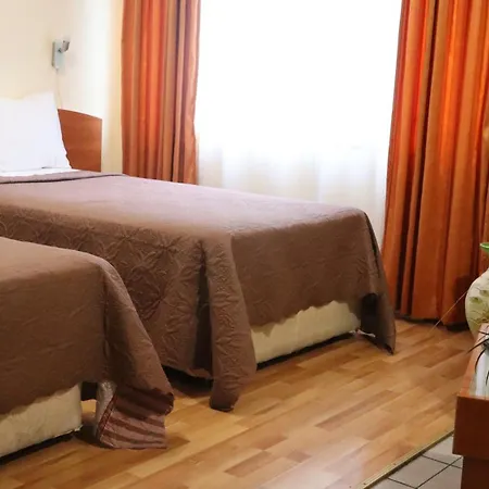Palitra 3* Varna