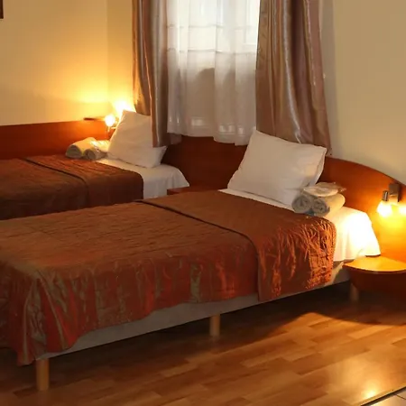 семеен Palitra 3* Варна