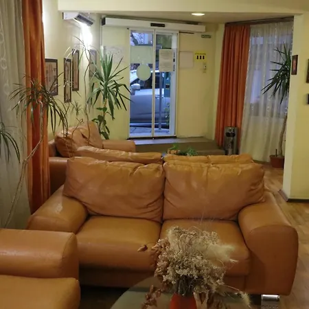 семеен Palitra Hotel