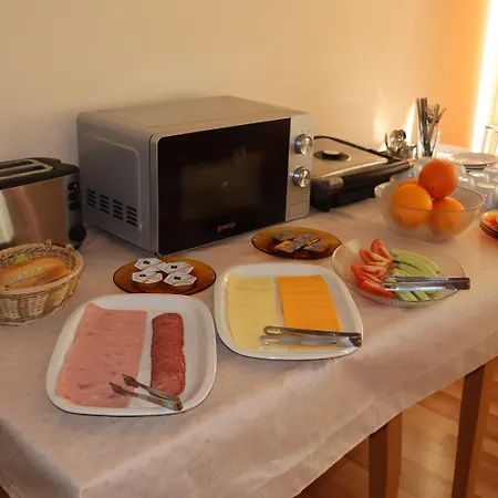 Готель семеен Palitra